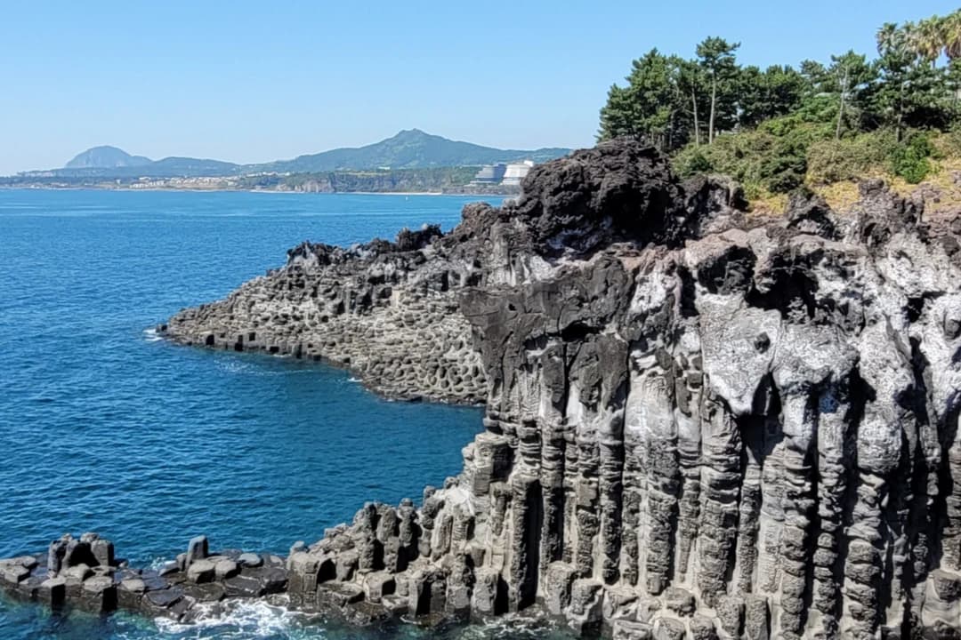 Jusangjeolli basalt cliff